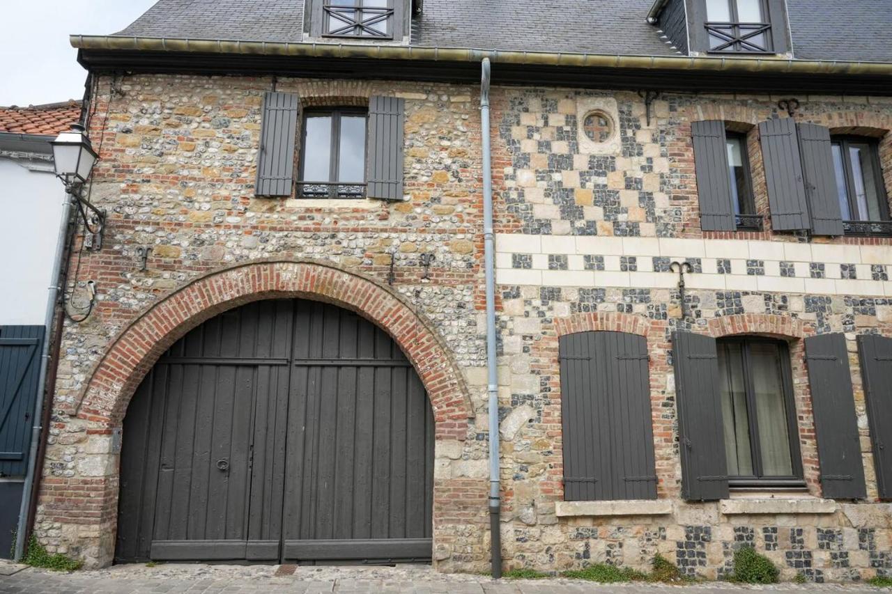 Le Clos De St Val 7
